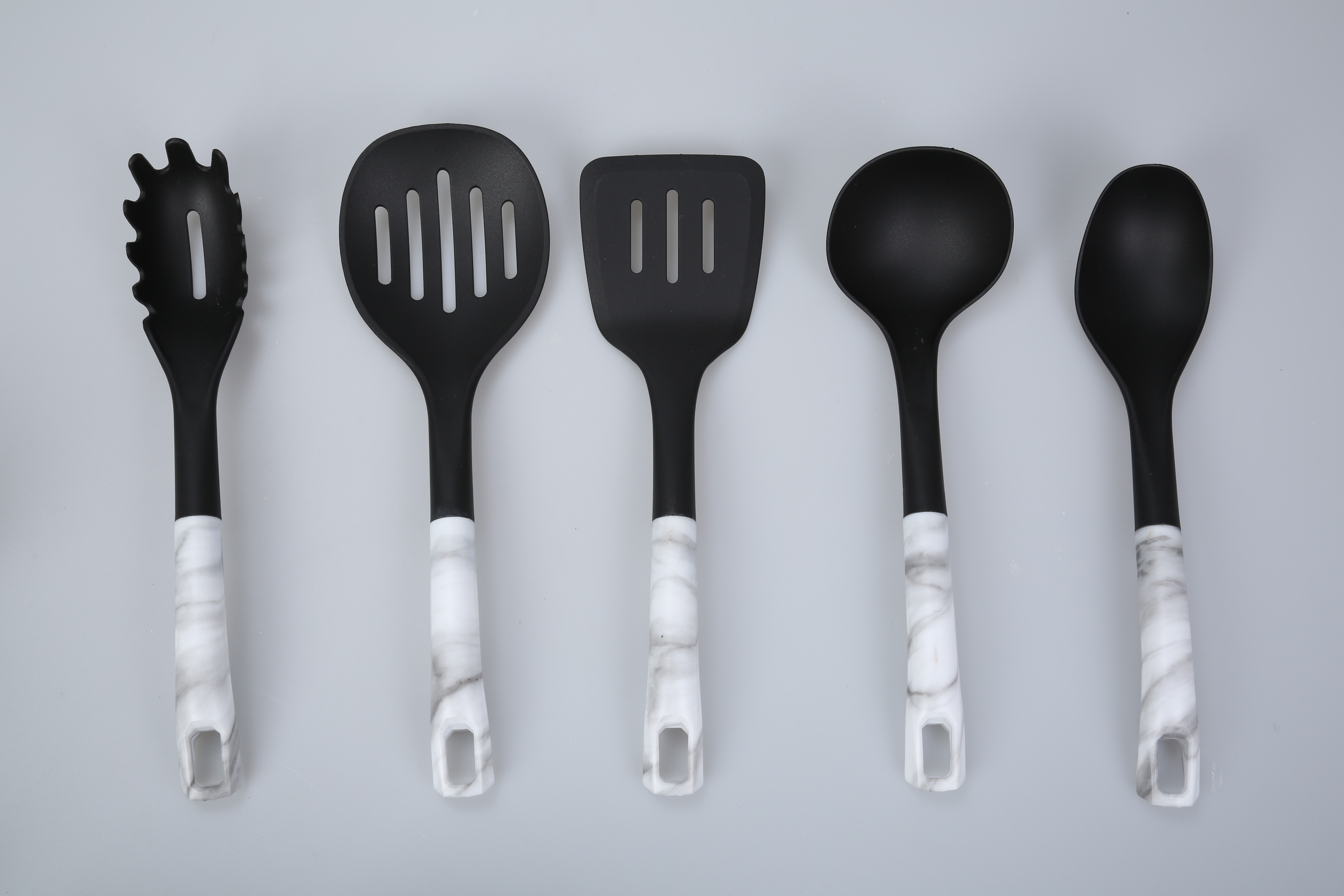 Set of 5 Nylon Utensils Marble Design