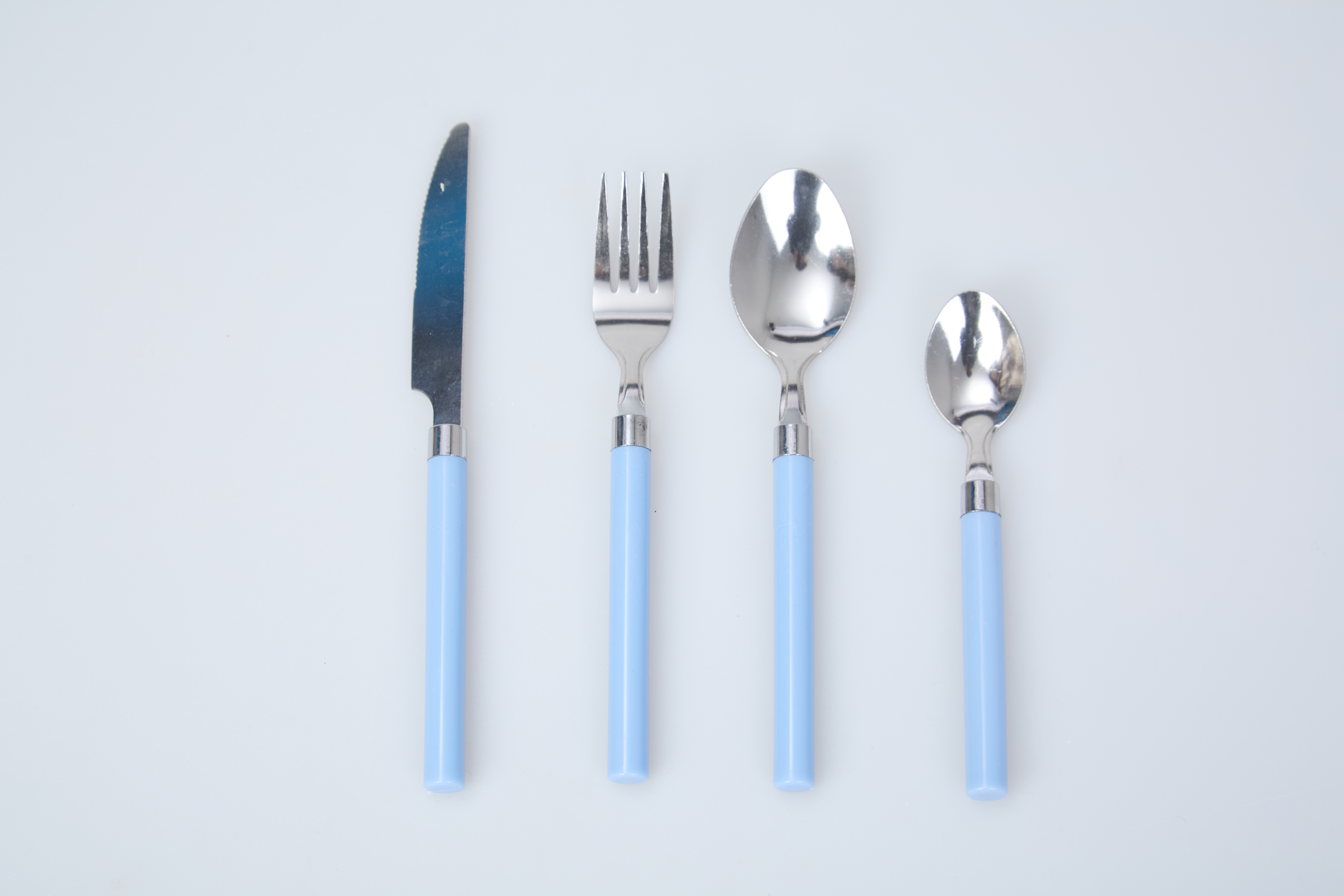 16 Piece Blue Cutlery Set